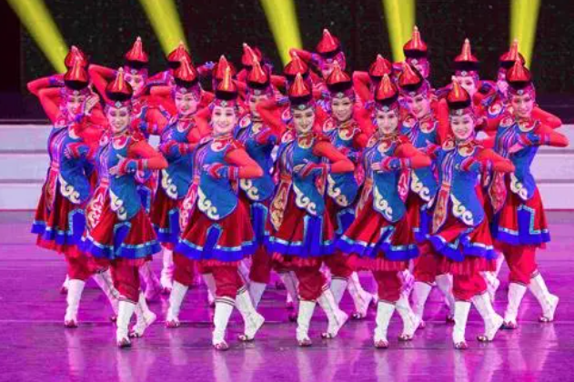 泰安舞蹈艺考 | 中国民族舞的基本特点，这些你一定要掌握！